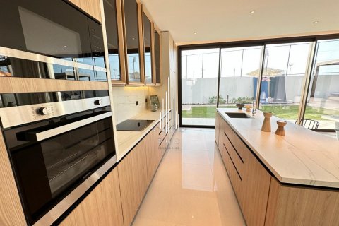 Vila na Saadiyat Island, Abu Dhabi, SAE 5 ložnice, 807.8 m² Č.: 585023 - fotografie 5