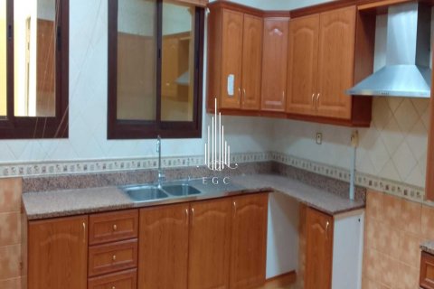 Vila di Al Bateen, Abu Dhabi, UEA 6 kamar tidur, 1800 m2 nomor 577281 - foto 12