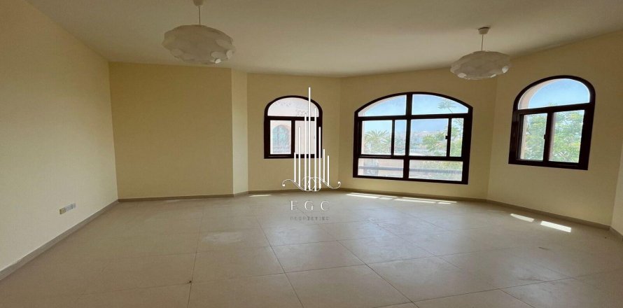 阿联酋 Abu Dhabi Khalifa City 别墅 5 卧, 434.7 平方米 , 编号 577287