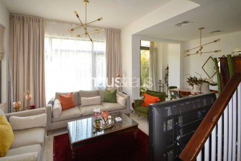 Villa in Reem, Dubai, UAE 3 bedrooms, 238 sq.m. № 625665 - photo 2