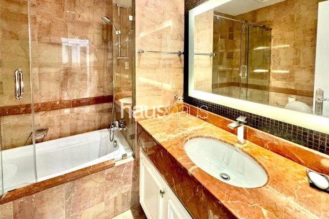 Penthouse in Dubai Marina, UAE 5 bedrooms, 714 sq.m. № 625651 - photo 10