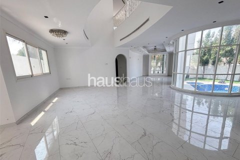 阿联酋 Dubai Umm Suqeim 待租 : 5 卧, 958 平方米 , 编号626571 - 照片 2