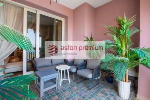 Apartament në Palm Jumeirah, Dubai, Emiratet e Bashkuara Arabe 2 dhoma gjumi, 172.4 m2. № 624029 - Foto 18