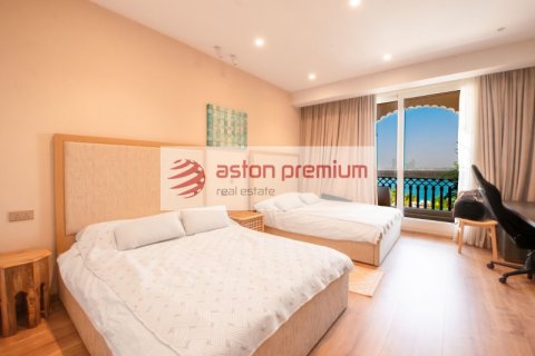 Apartament në Palm Jumeirah, Dubai, Emiratet e Bashkuara Arabe 2 dhoma gjumi, 172.4 m2. № 624029 - Foto 13