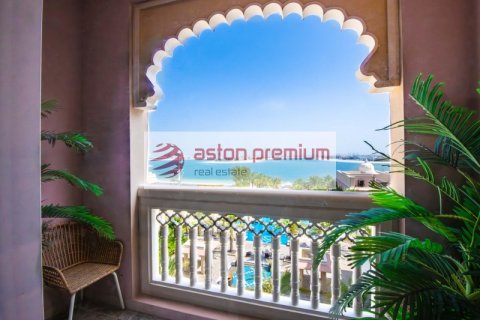 Apartament në Palm Jumeirah, Dubai, Emiratet e Bashkuara Arabe 2 dhoma gjumi, 172.4 m2. № 624029 - Foto 3
