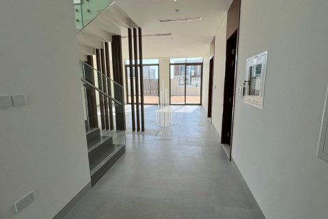 Vila di Abu Dhabi, UEA 4 kamar tidur, 721.9 m2 nomor 550723 - foto 2