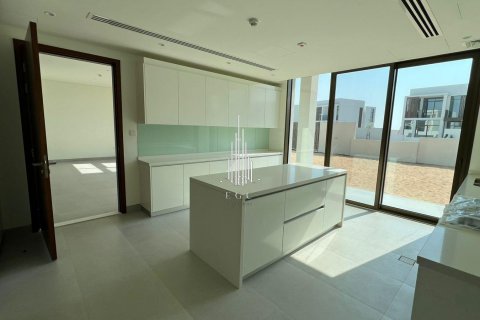 Vila di Abu Dhabi, UEA 4 kamar tidur, 721.9 m2 nomor 550723 - foto 8