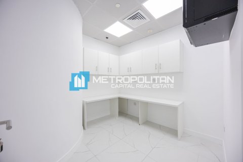Office in Al Reem Island, Abu Dhabi, UAE 151.1 sq.m. № 610676 - photo 7