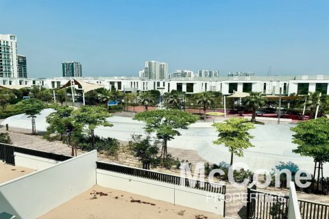 Řadový dům v Al Furjan, Dubai, SAE 3 ložnice, 255.02 m² Č.: 587051 - fotografie 14