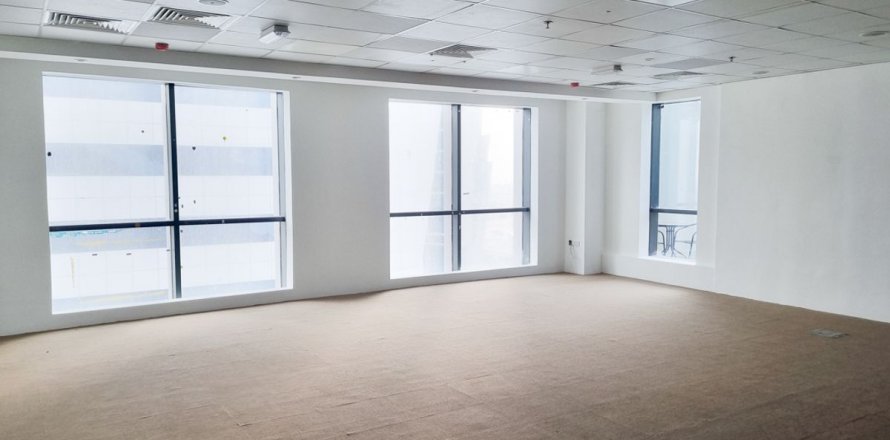 Business Bay、Dubai、UAEにあるオフィス 128 m2 No594987