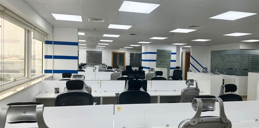 Kantor di Sheikh Zayed Road, Dubai, UEA 277 m2 nomor 594984
