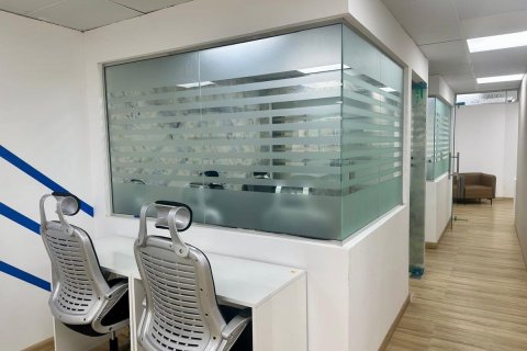 Kantor di Sheikh Zayed Road, Dubai, UEA 277 m2 nomor 594984 - foto 9