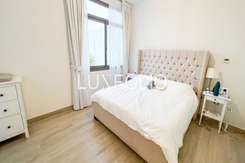 Řadový dům v Town Square, Dubai, SAE 4 ložnice, 196 m² Č.: 627629 - fotografie 20
