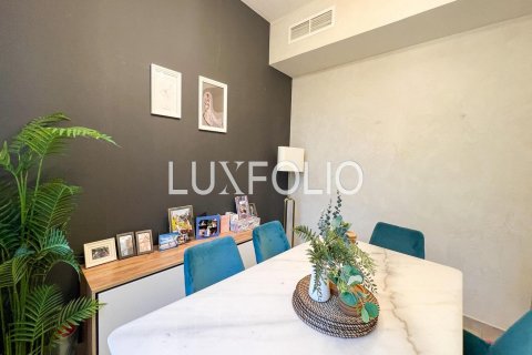 Řadový dům v Town Square, Dubai, SAE 4 ložnice, 196 m² Č.: 627629 - fotografie 13