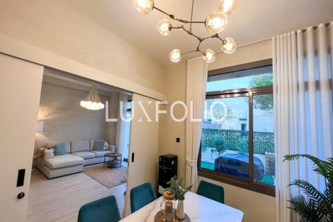 Řadový dům v Town Square, Dubai, SAE 4 ložnice, 196 m² Č.: 627629 - fotografie 10