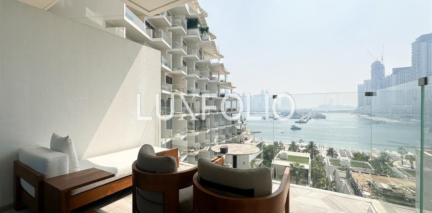 Apartment in Palm Jumeirah, Dubai, UAE 1 room, 58 sq.m. № 627626