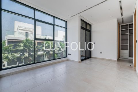 Townhouse in Jumeirah Golf Estates, Dubai, UAE 4 bedrooms, 322 sq.m. № 627631 - photo 17