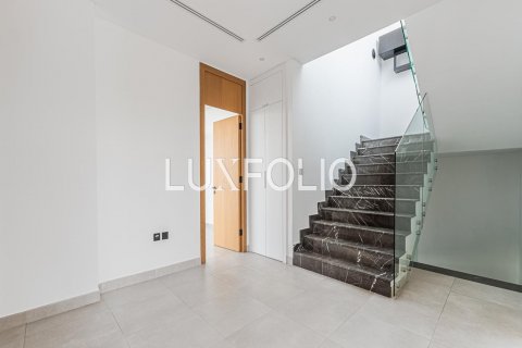 Townhouse in Jumeirah Golf Estates, Dubai, UAE 4 bedrooms, 322 sq.m. № 627631 - photo 13