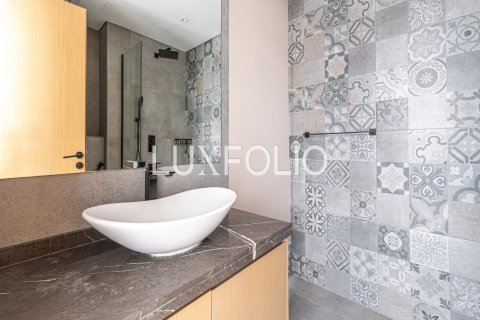 Townhouse in Jumeirah Golf Estates, Dubai, UAE 4 bedrooms, 322 sq.m. № 627631 - photo 16