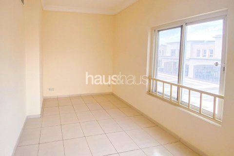 Villa in The Springs, Dubai, UAE 2 bedrooms, 152 sq.m. № 626336 - photo 2