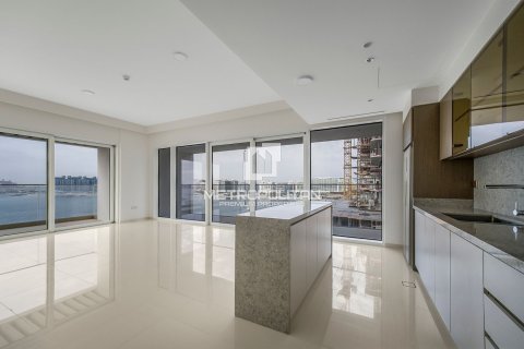 Apartmen di Dubai Harbour, Dubai, UAE 2 bilik tidur, 146 meter persegi № 592777 - foto 2