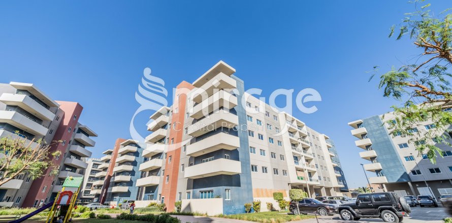 Al Reef, Abu Dhabi, UAE의 아파트 침실 1개, 113.1제곱미터 번호 596925