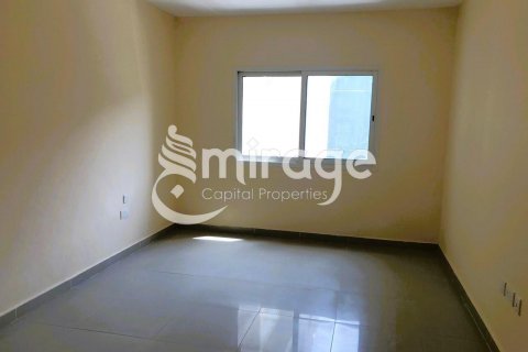 Al Reef, Abu Dhabi, UAE의 판매용 아파트 침실 1개, 113.1제곱미터 번호 596925 - 사진 4