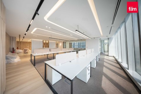Office in Business Bay, Dubai, UAE 551.3 sq.m. № 610365 - photo 1