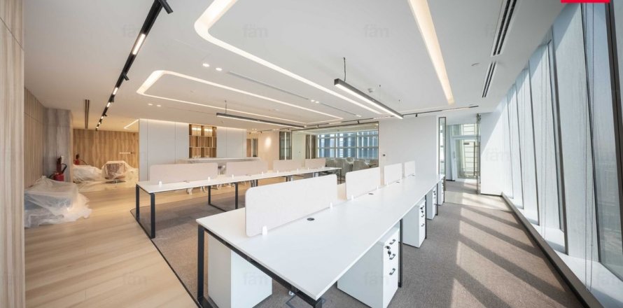 Office in Business Bay, Dubai, UAE 551.3 sq.m. № 610365