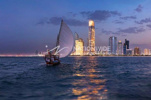 Vilë në Abu Dhabi, Emiratet e Bashkuara Arabe 4 dhoma gjumi, 461 m2. № 612788 - Foto 12